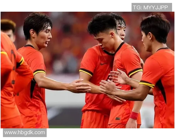 中国国足力克韩国队以一球小胜展现强大实力和团队精神